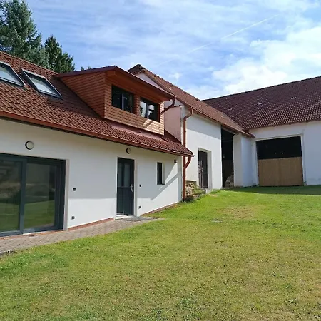 Dobrotín 7 - česká Kanada Appartamento