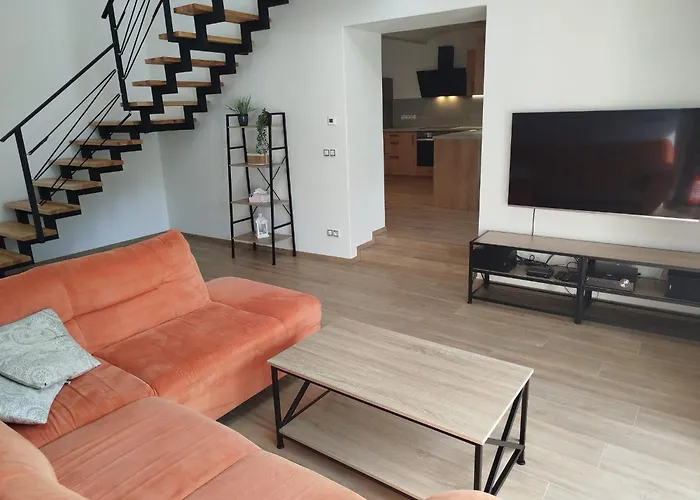 Apartment Dobrotin 7 - Ceska Kanada
